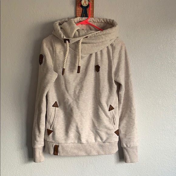 poshmark naketano